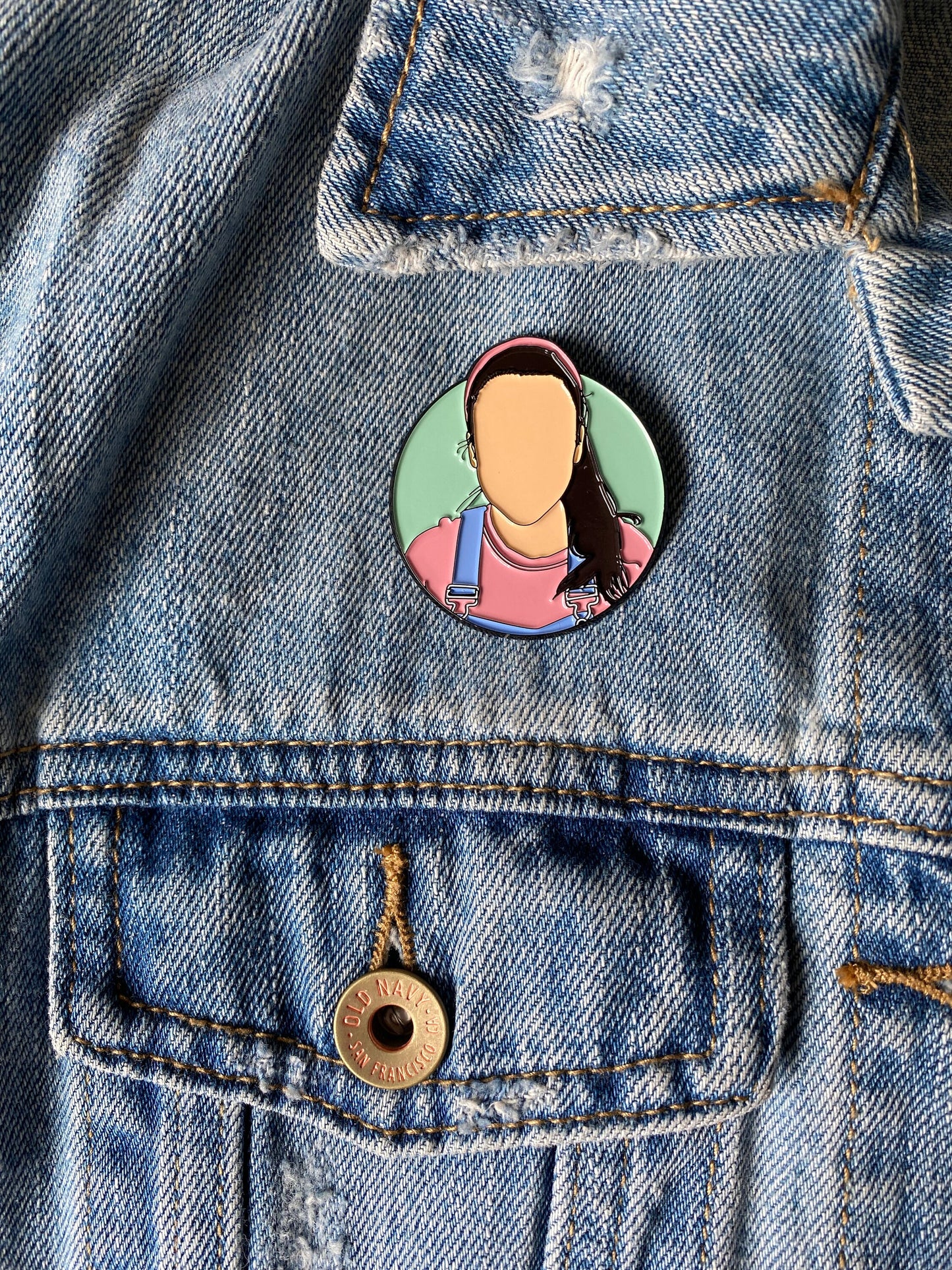 Minimalist Ms. Rachel Inspired Pin